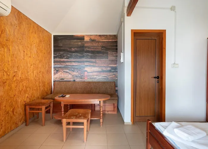 елата ロッジ *